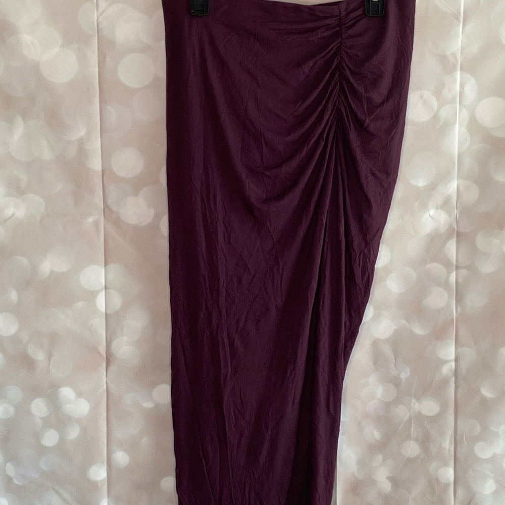 High slit Skirt